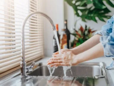How Much Water Flow (GPM) Does Your Home Need? A DFW Guide